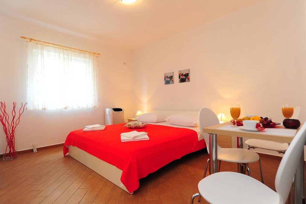 Apartments Ka - Ro Bibinje Room photo